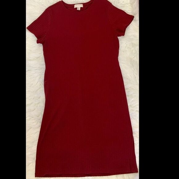 F21+ Fitted Ribbed Dress - Picture 2 of 8